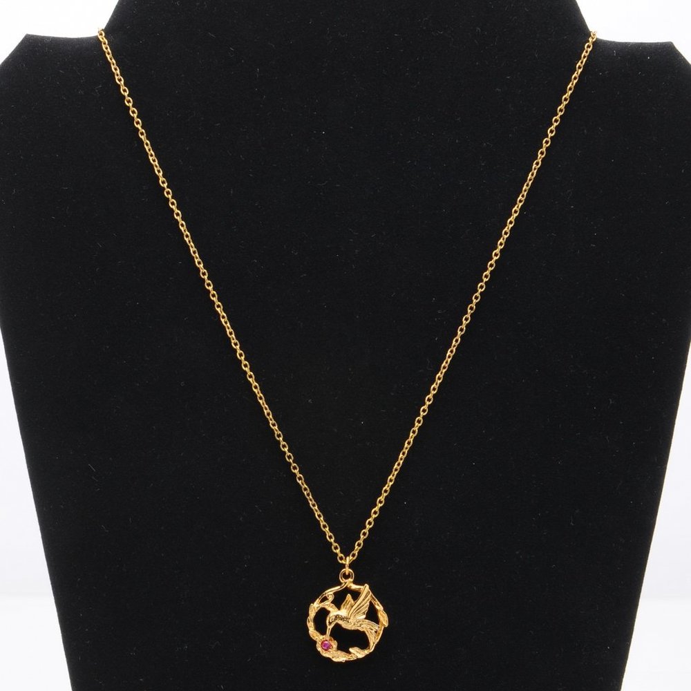 JJI Hummingbird Feeding Gold-tone pendant Necklace